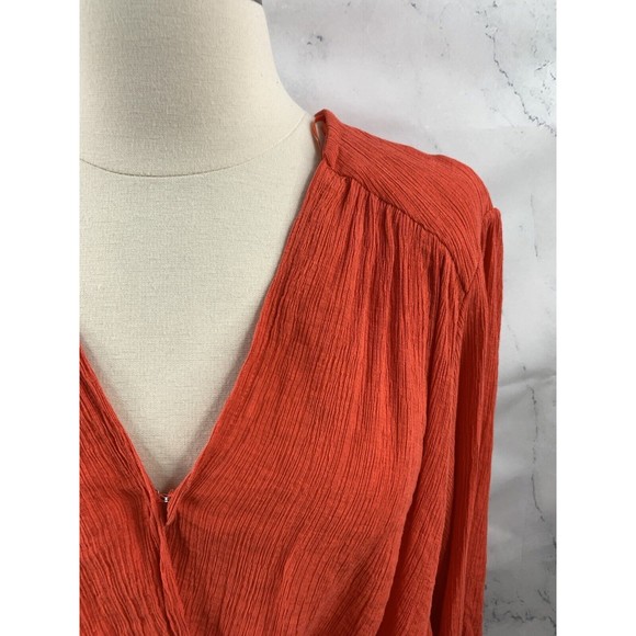 Free People Blouse Top Sz S Check on It Wrap Top in Sage Red Shirt V-neck Flowy - Picture 9 of 11